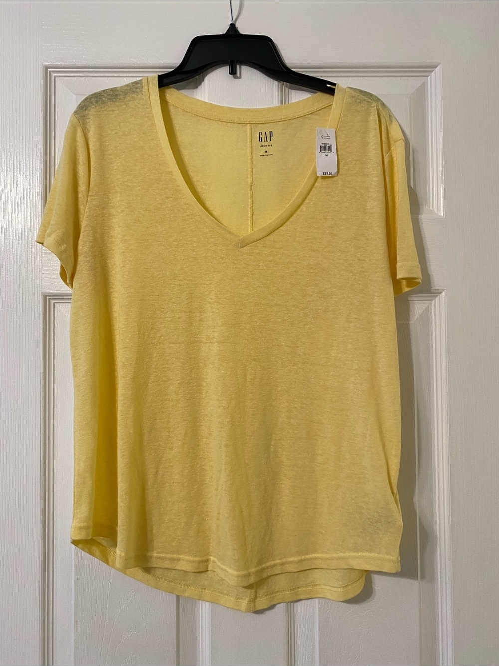 GAP Linen Blend Women’s V-Neck Tee